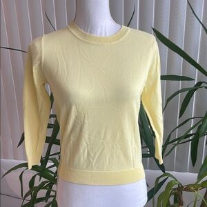 once worn Light Yellow 3/4 Sleeve Sweater excellent condition size 2